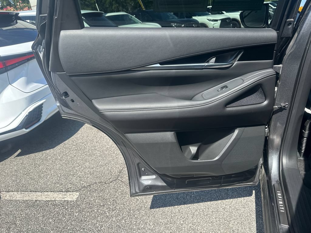 Certified 2024 INFINITI QX60 Pure FWD image 19