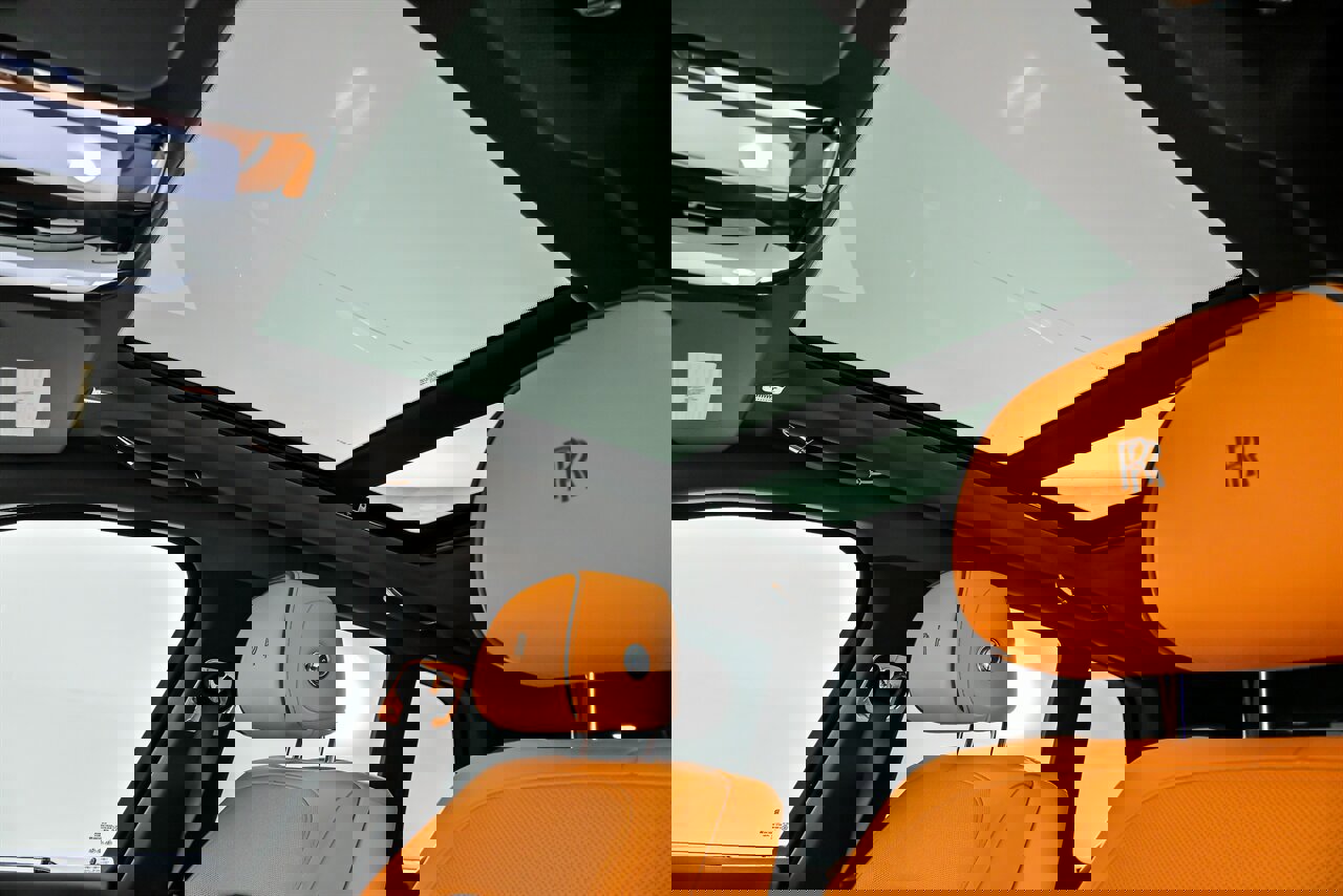 Used 2025 Rolls-Royce Cullinan image 23