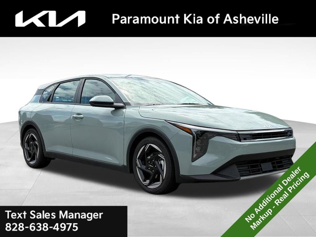 New 2026 Kia K4 EX