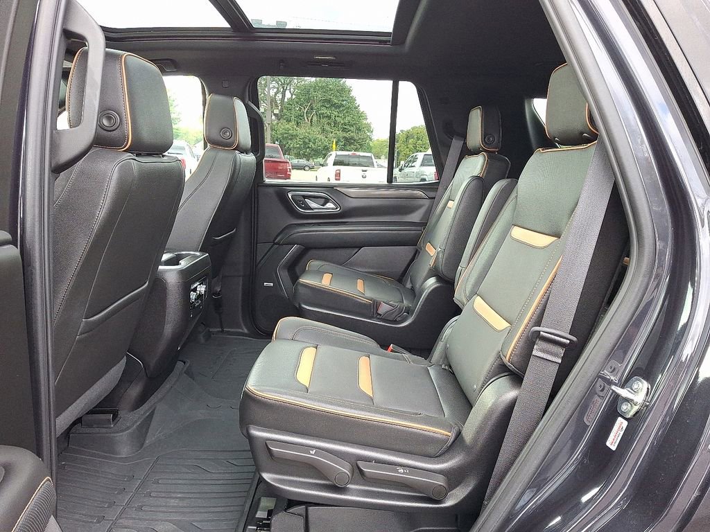 Used 2023 GMC Yukon AT4 w/ AT4 Premium Package image 11