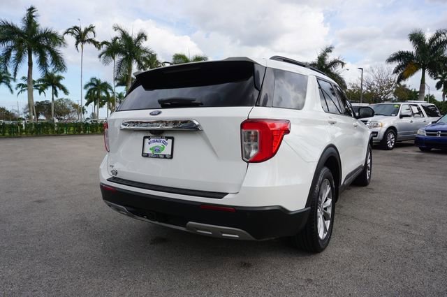 Certified 2023 Ford Explorer XLT w/ Equipment Group 202A RWD image 7