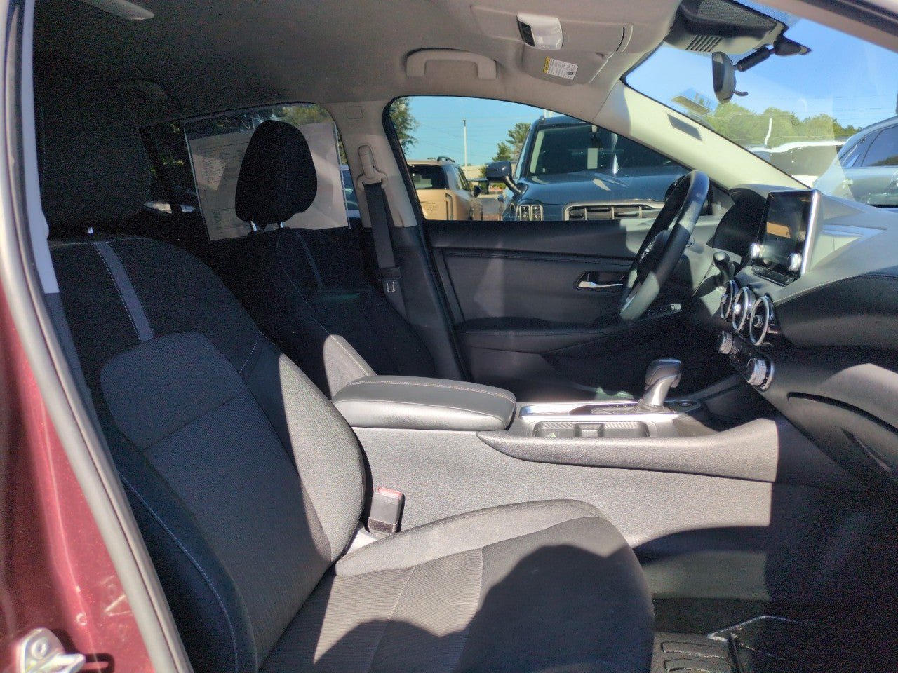 Used 2025 Nissan Sentra SV FWD image 26