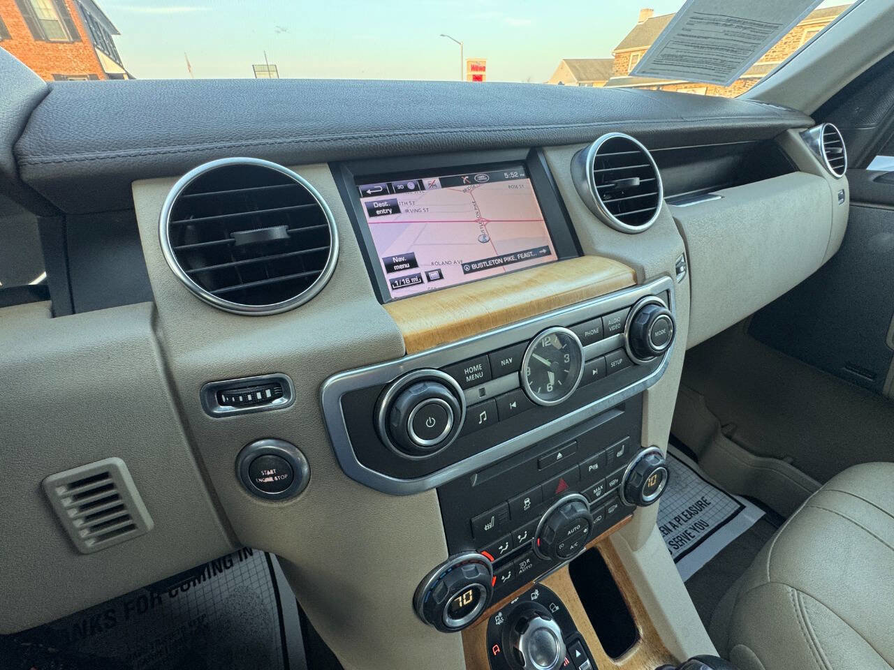 Used 2013 Land Rover LR4 HSE image 23