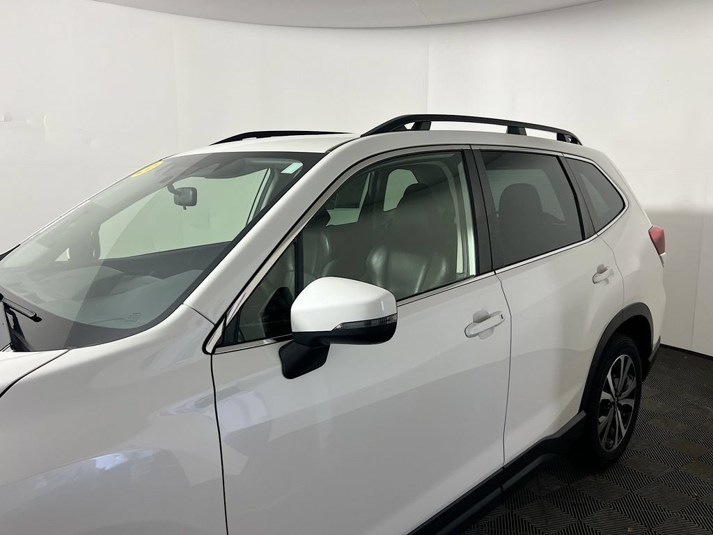 Used 2023 Subaru Forester Limited AWD/4WD image 12