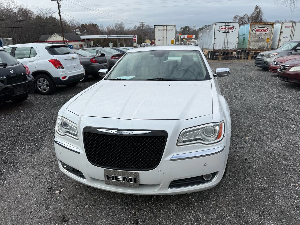 Used 2011 Chrysler 300 C image 4