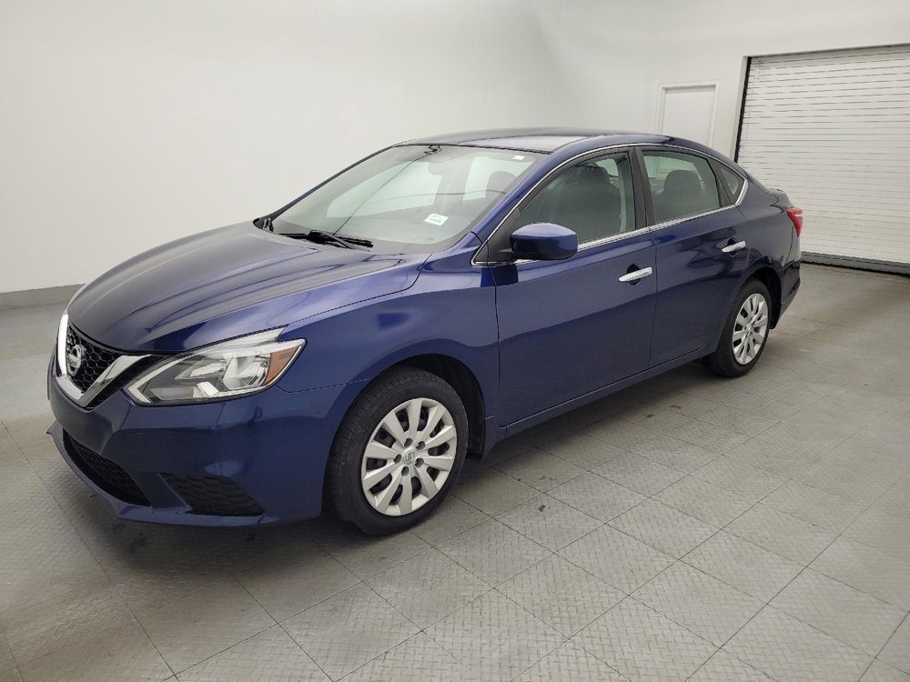 Used 2016 Nissan Sentra S image 2