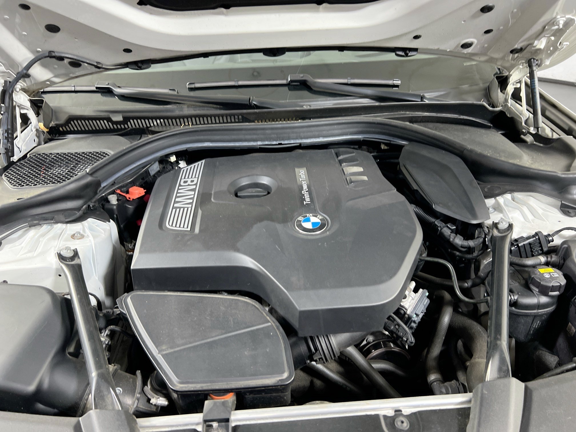 Used 2018 BMW 530i xDrive AWD/4WD image 30