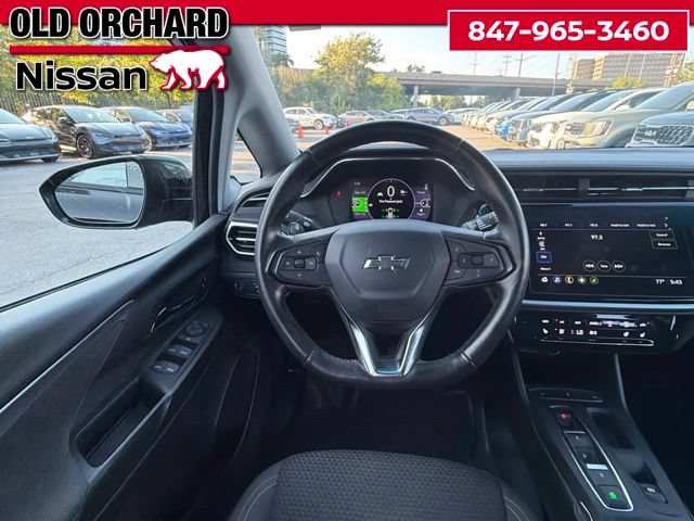 Used 2023 Chevrolet Bolt LT FWD image 12