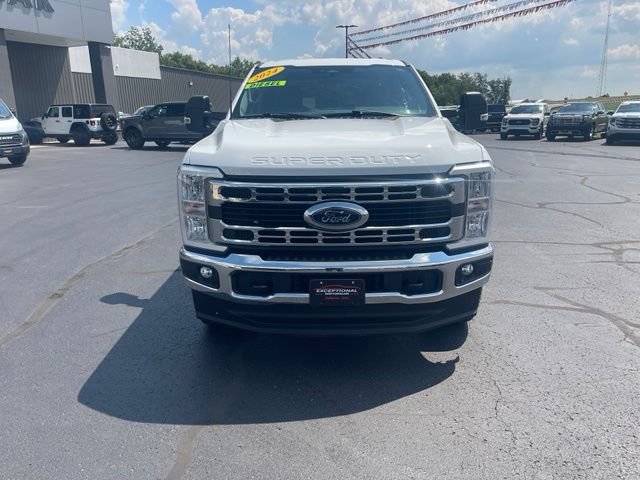 Used 2024 Ford F250 XLT w/ FX4 Off-Road Package AWD/4WD image 9