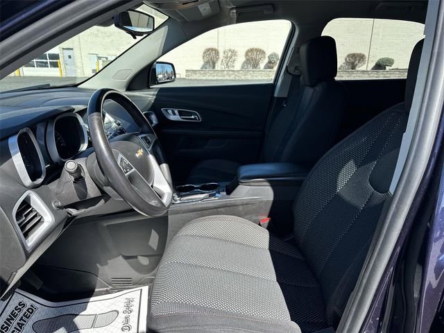 Used 2017 Chevrolet Equinox LT w/ Convenience Package image 17