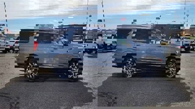 Certified 2022 GMC Yukon Denali image 9