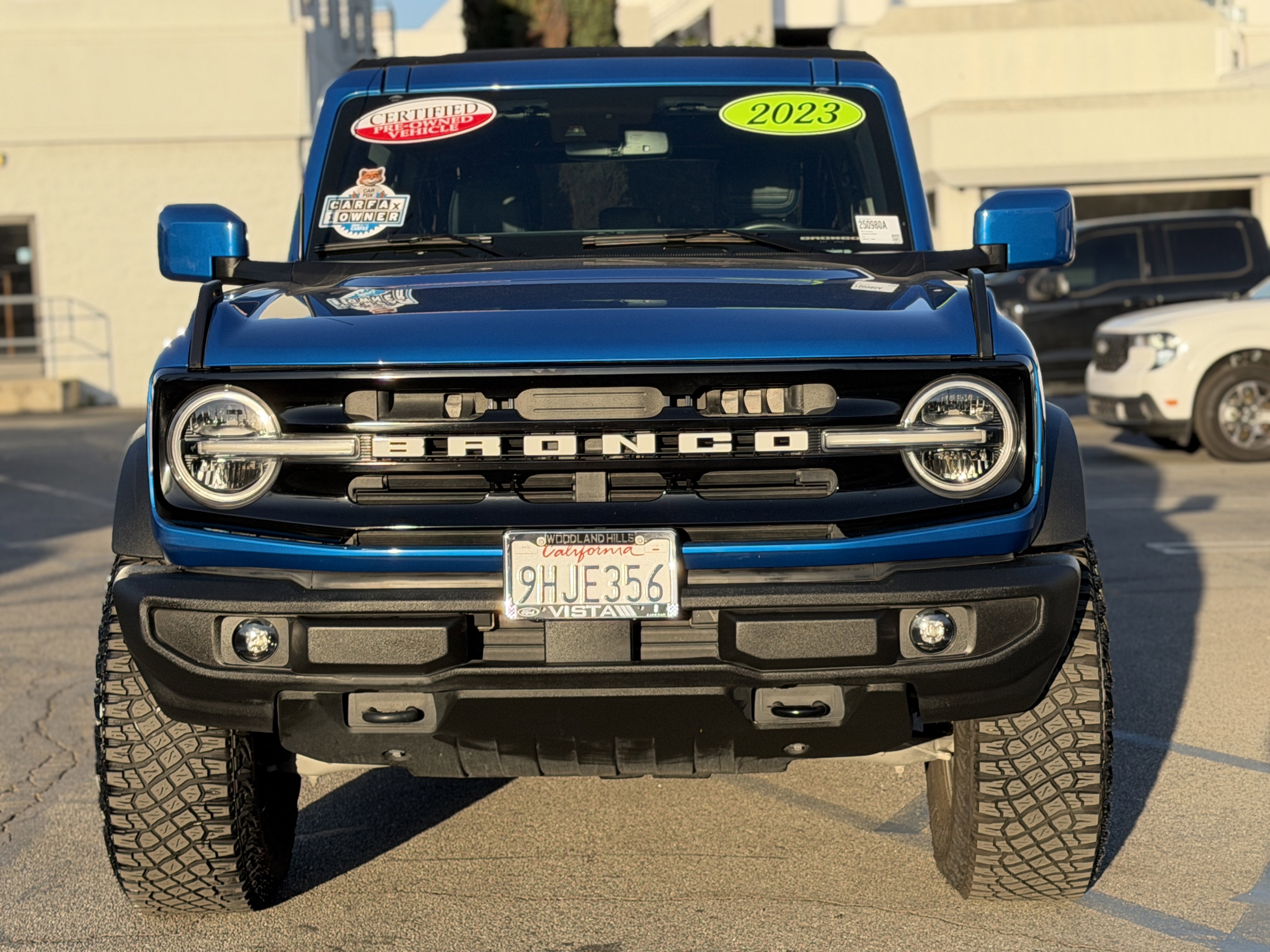Certified 2023 Ford Bronco Outer Banks w/ Sasquatch Package image 2