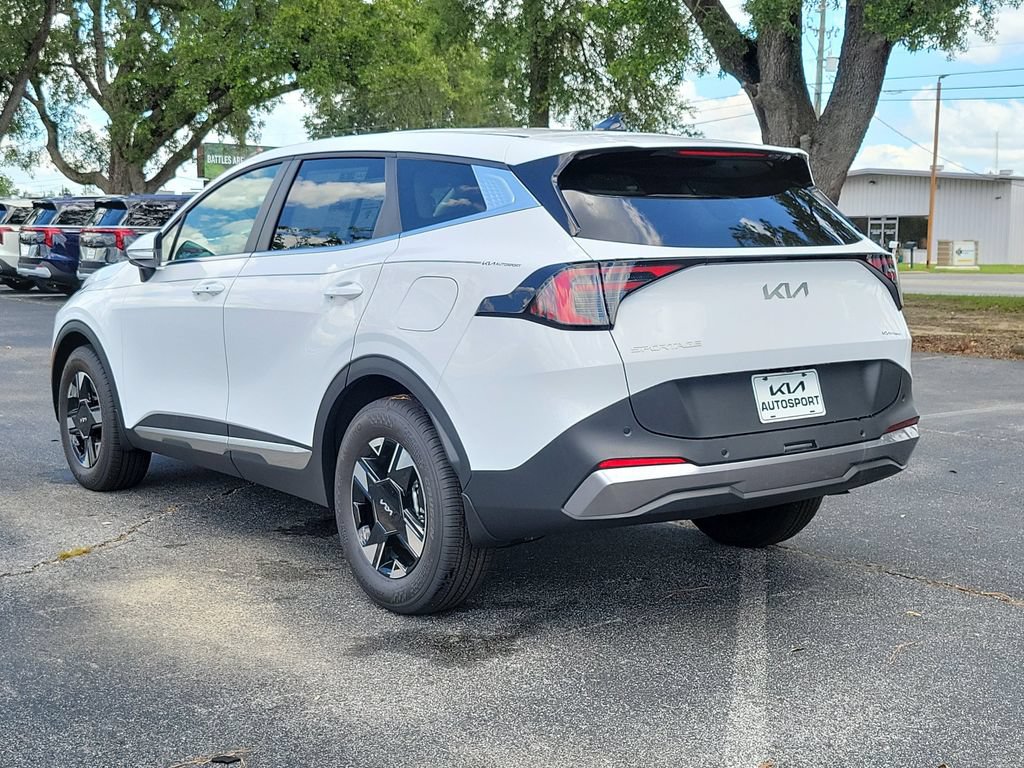 New 2026 Kia Sportage LX w/ LX Convenience Package FWD image 3