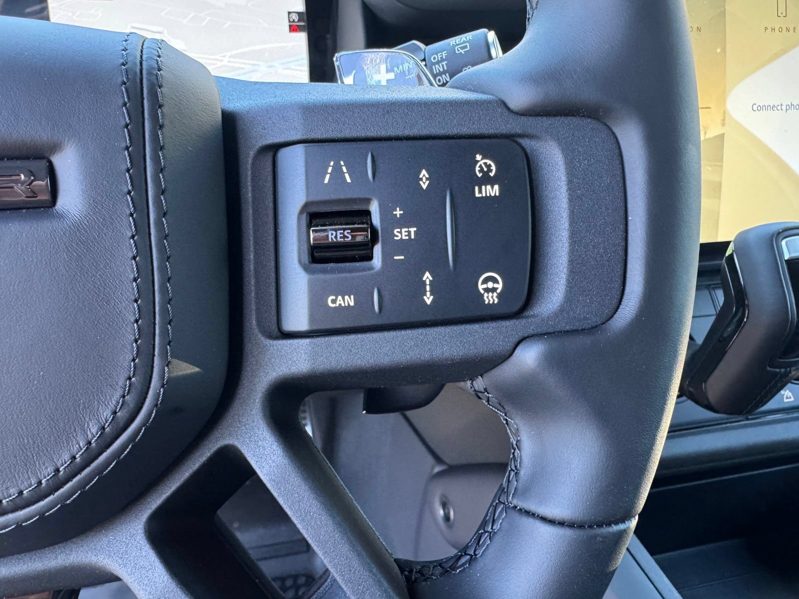 New 2026 Land Rover Defender 110 OCTA AWD/4WD image 22