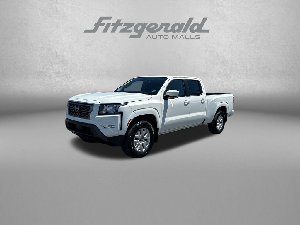 Used 2024 Nissan Frontier SV w/ Technology Package AWD/4WD image 3