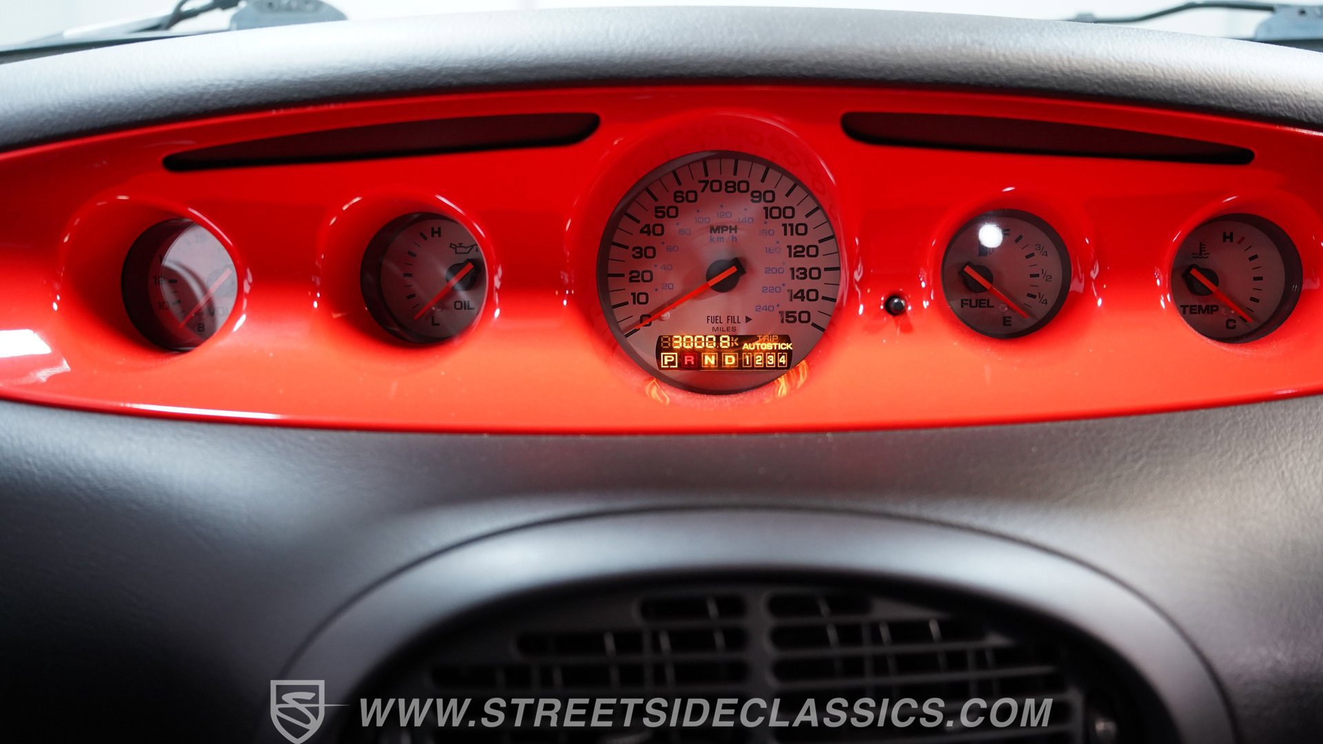 Used 1999 Plymouth Prowler RWD image 28