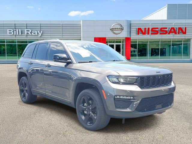 Used 2022 Jeep Grand Cherokee Limited w/ Luxury Tech Group II