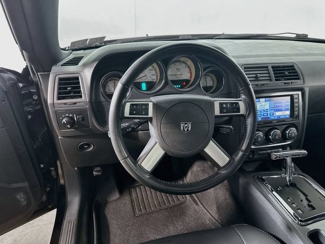 Used 2010 Dodge Challenger R/T RWD image 23