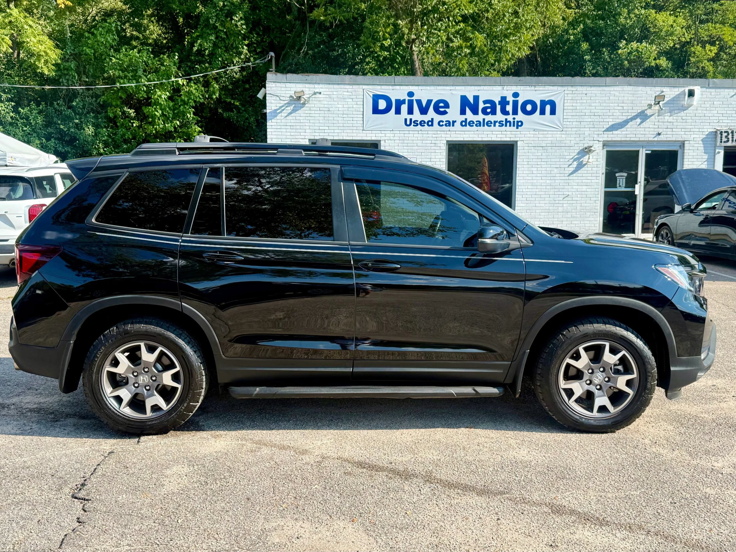 Used 2022 Honda Passport TrailSport image 4