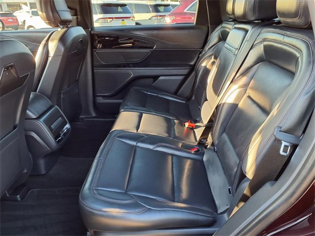 Certified 2025 Lincoln Nautilus Premier w/ Jet Appearance Package image 7