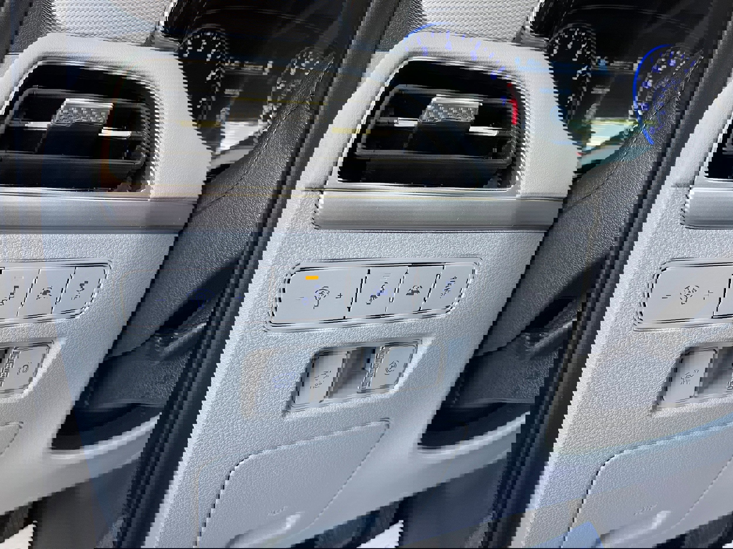 Used 2022 Hyundai Palisade SEL w/ 8P Bench Seat Package image 29