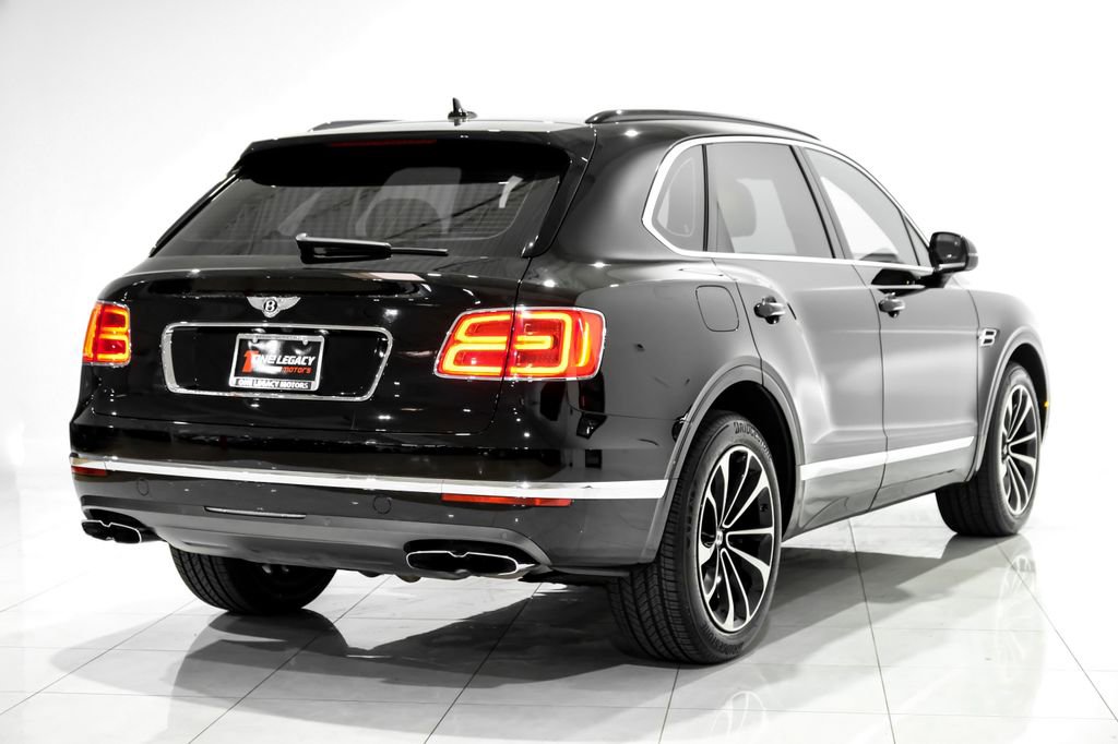 Used 2019 Bentley Bentayga image 4