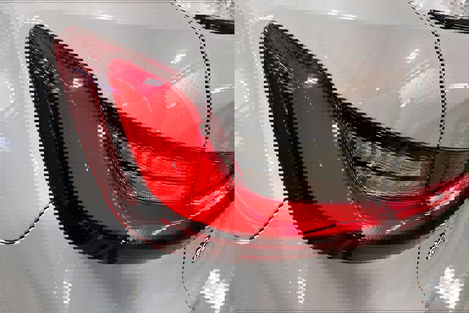 Used 2023 BMW 330e xDrive 330e xDrive w/ M Sport Package image 29