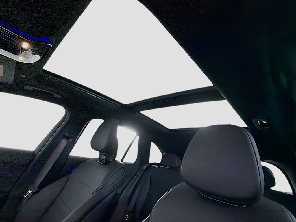 Used 2026 Mercedes-Benz GLC 300 4MATIC image 15