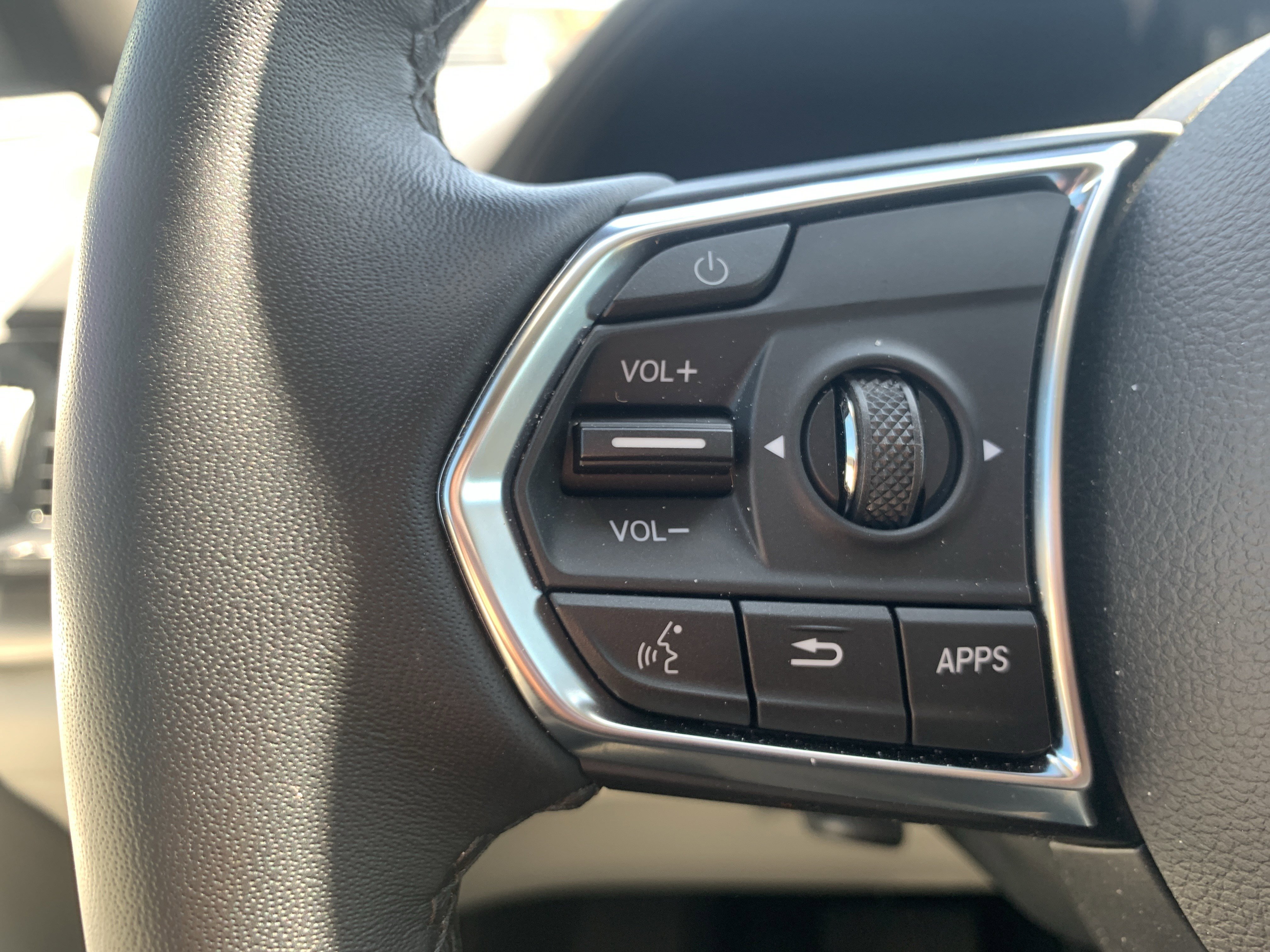 Used 2025 Acura RDX SH-AWD w/ Technology Package image 19