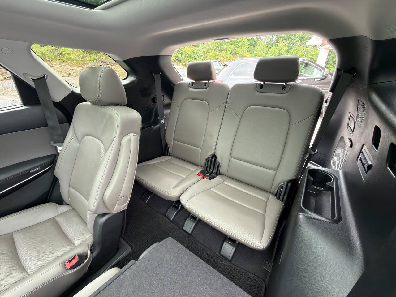 Used 2017 Hyundai Santa Fe Limited FWD image 26