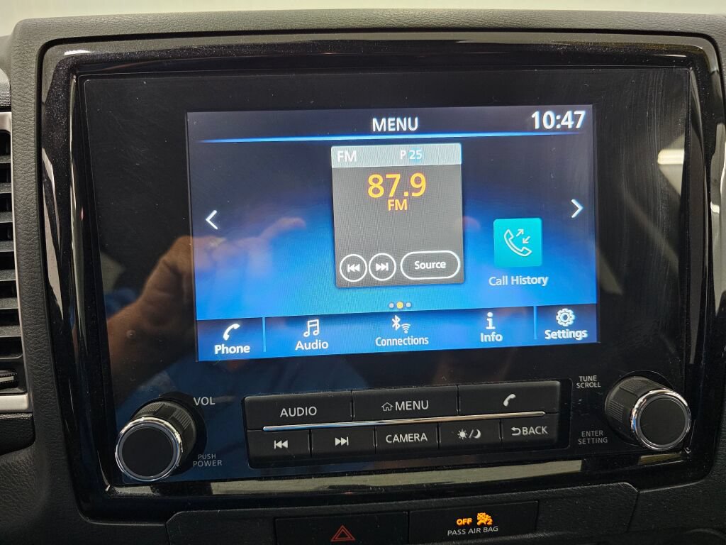Used 2022 Nissan Frontier SV AWD/4WD image 19