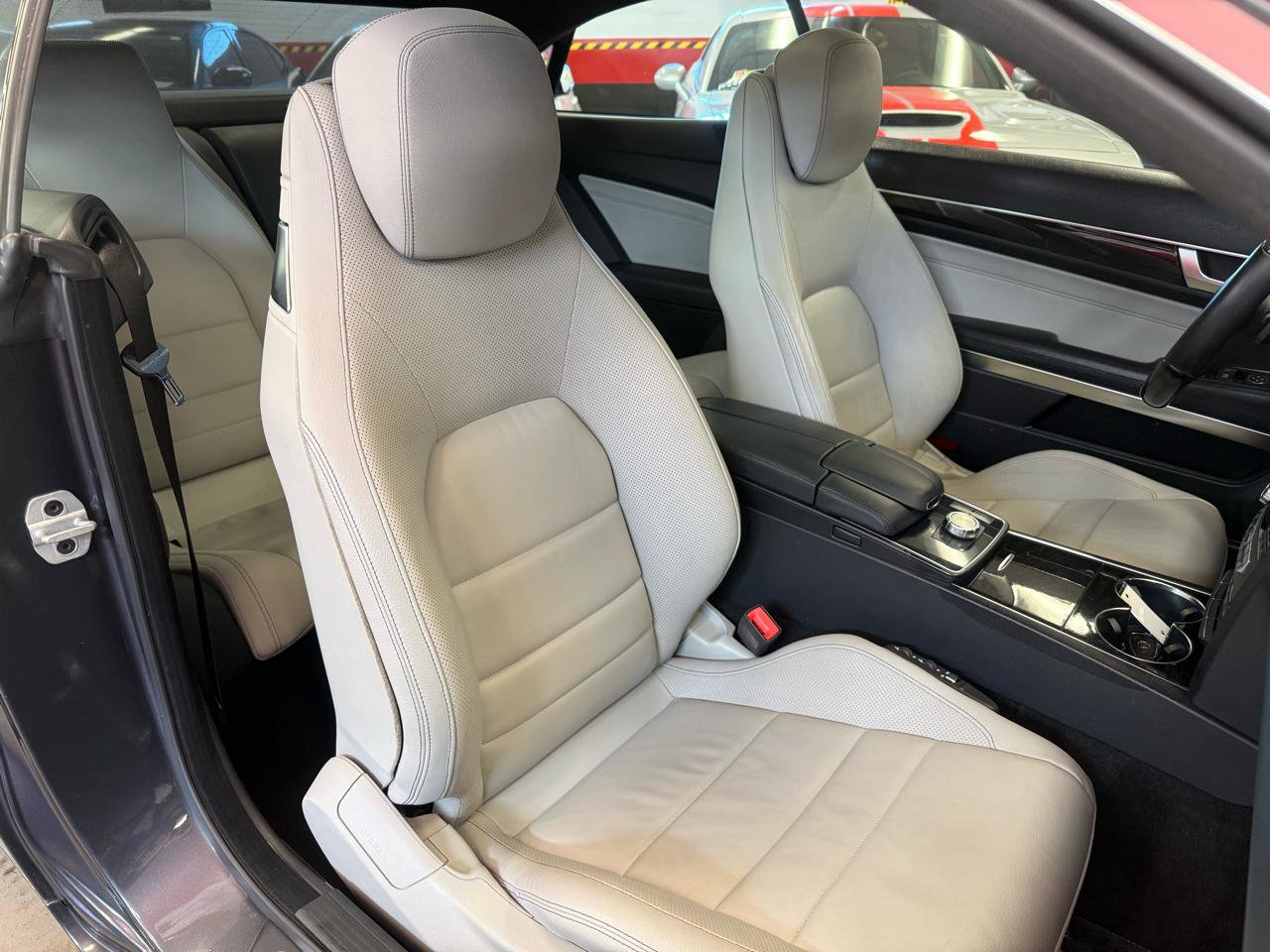 Used 2014 Mercedes-Benz E 350 4MATIC Coupe image 36