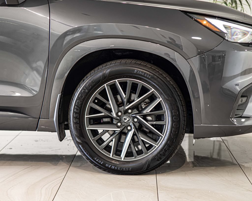 Used 2025 Lexus TX 350 AWD image 10