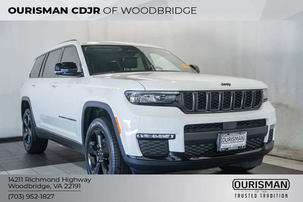 Certified 2022 Jeep Grand Cherokee L Limited w/ Black Appearance Package AWD/4WD image 1
