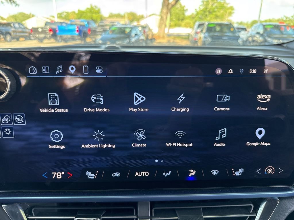 Used 2025 Chevrolet Equinox EV LT w/ Convenience Package FWD image 38