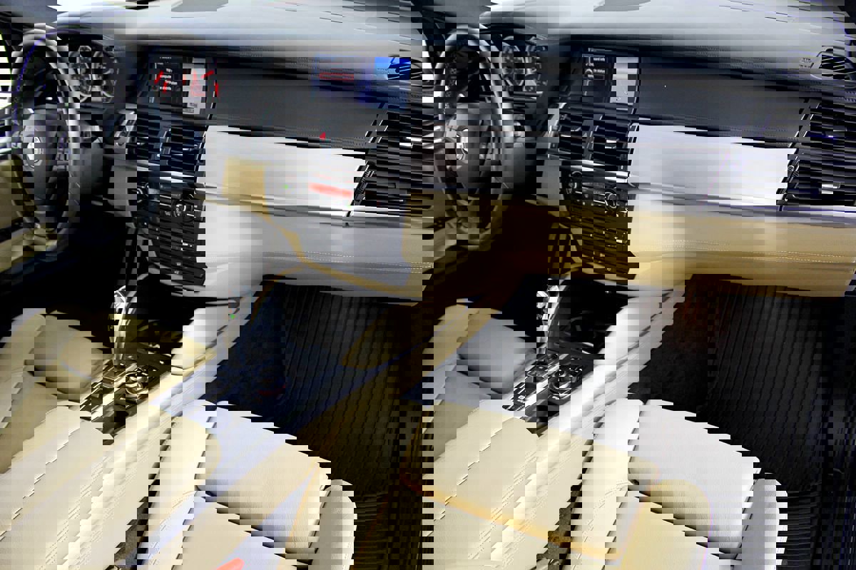 Used 2012 BMW X6 M image 23