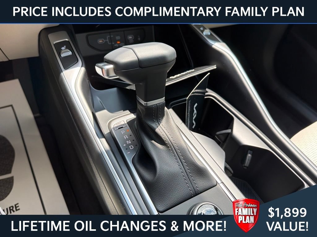 New 2026 Kia Sorento S w/ S Panoramic Sunroof Package FWD image 19
