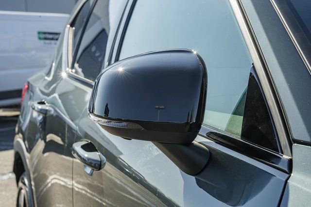 New 2026 Volvo XC40 B5 Ultra w/ Protection Package Premier image 15