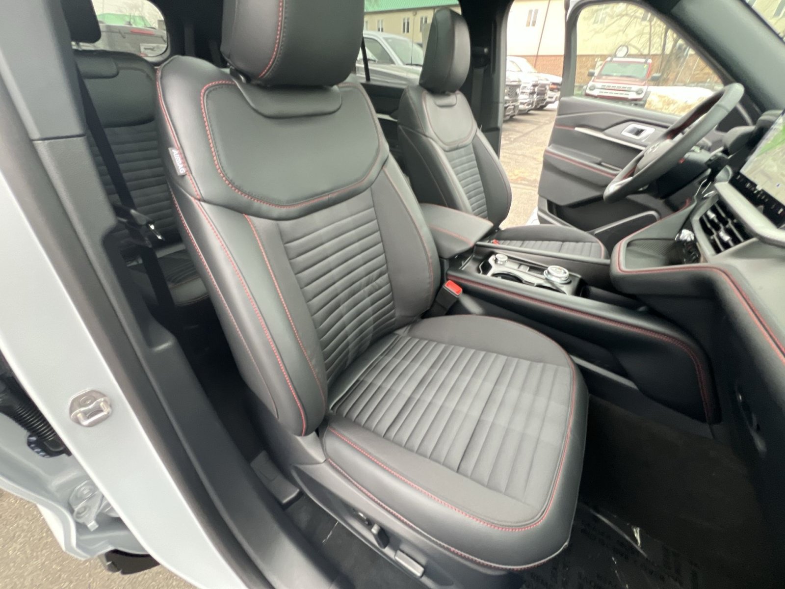 New 2026 Ford Explorer ST-Line w/ ST-Line Street Pack AWD/4WD image 37