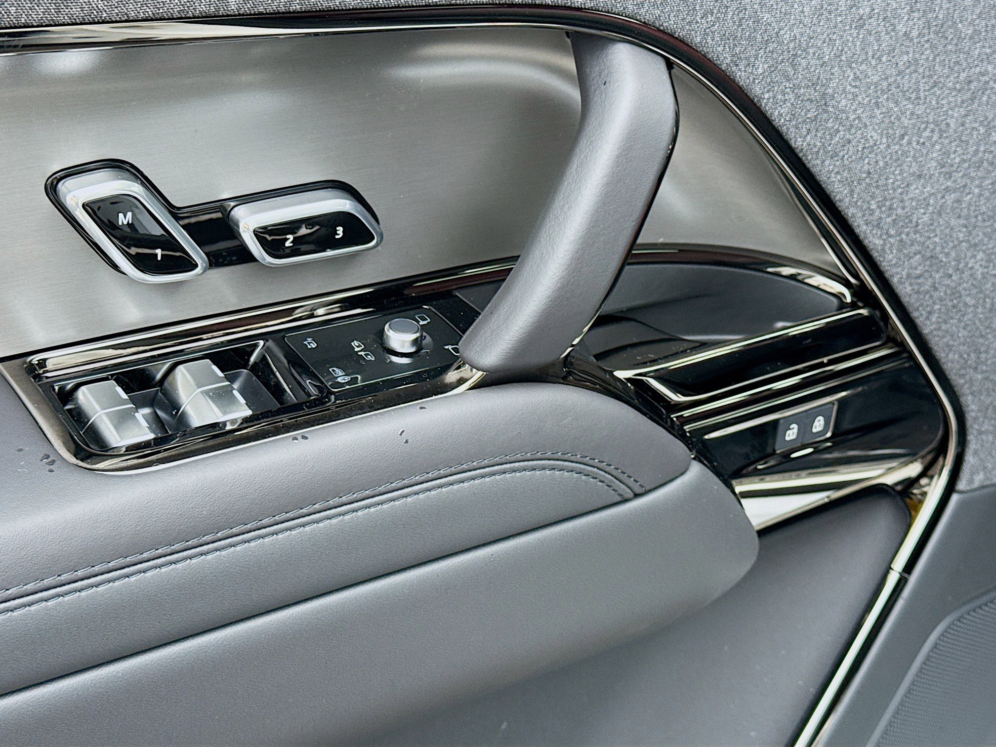 New 2026 Land Rover Range Rover Sport Dynamic SE image 22