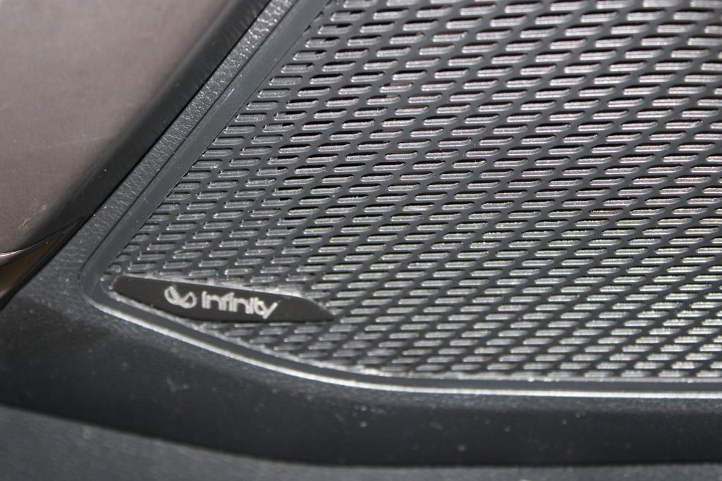 Used 2017 Hyundai Santa Fe Limited image 22