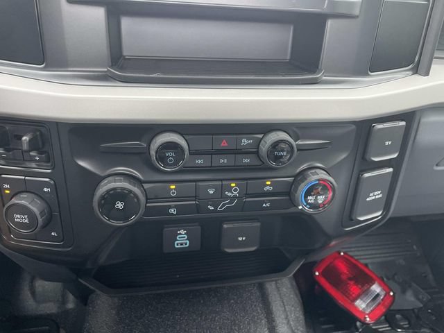 New 2026 Ford F350 XL w/ XL Chrome Package AWD/4WD image 9