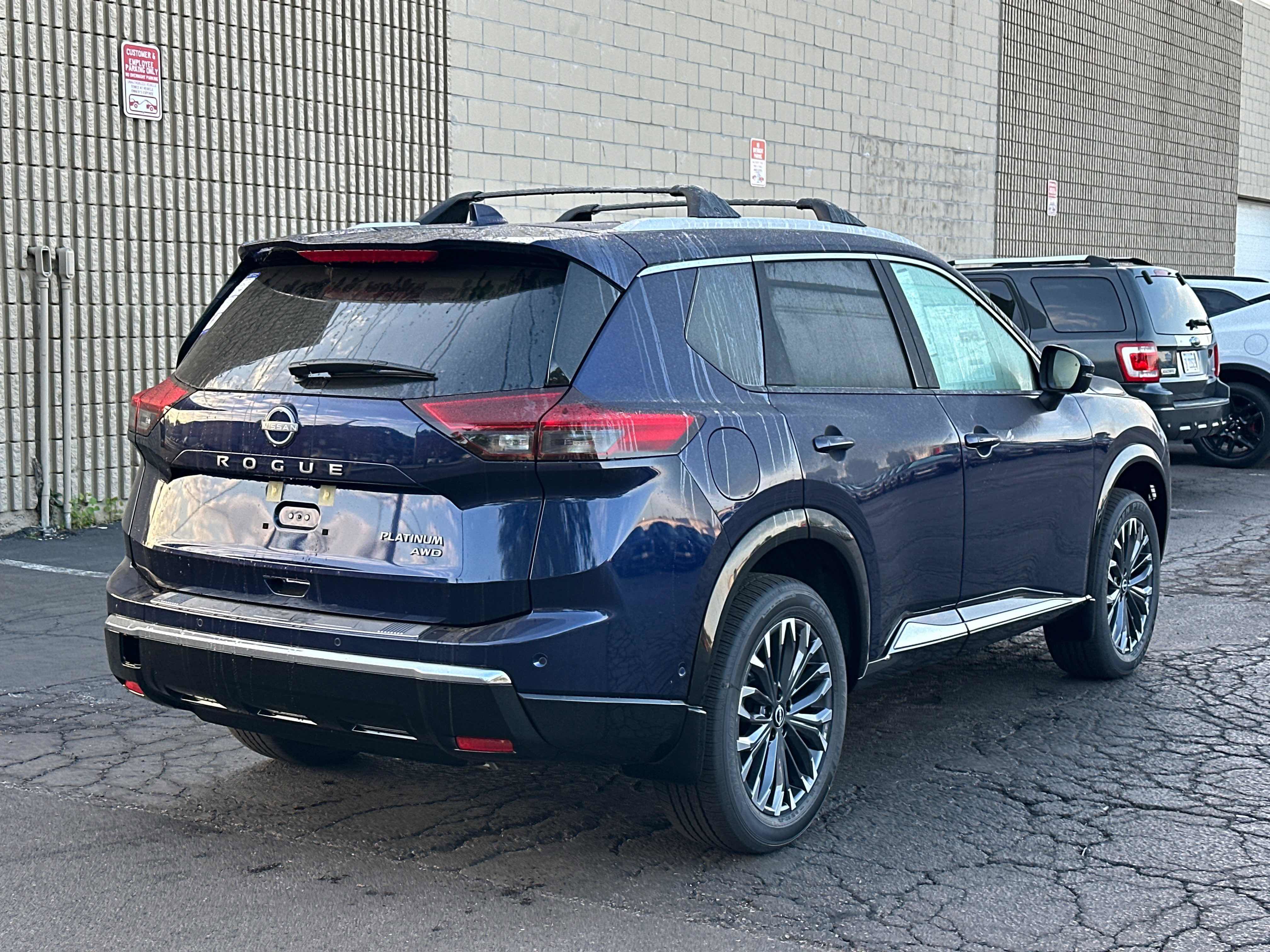New 2026 Nissan Rogue Platinum w/ Platinum Premium Package image 4