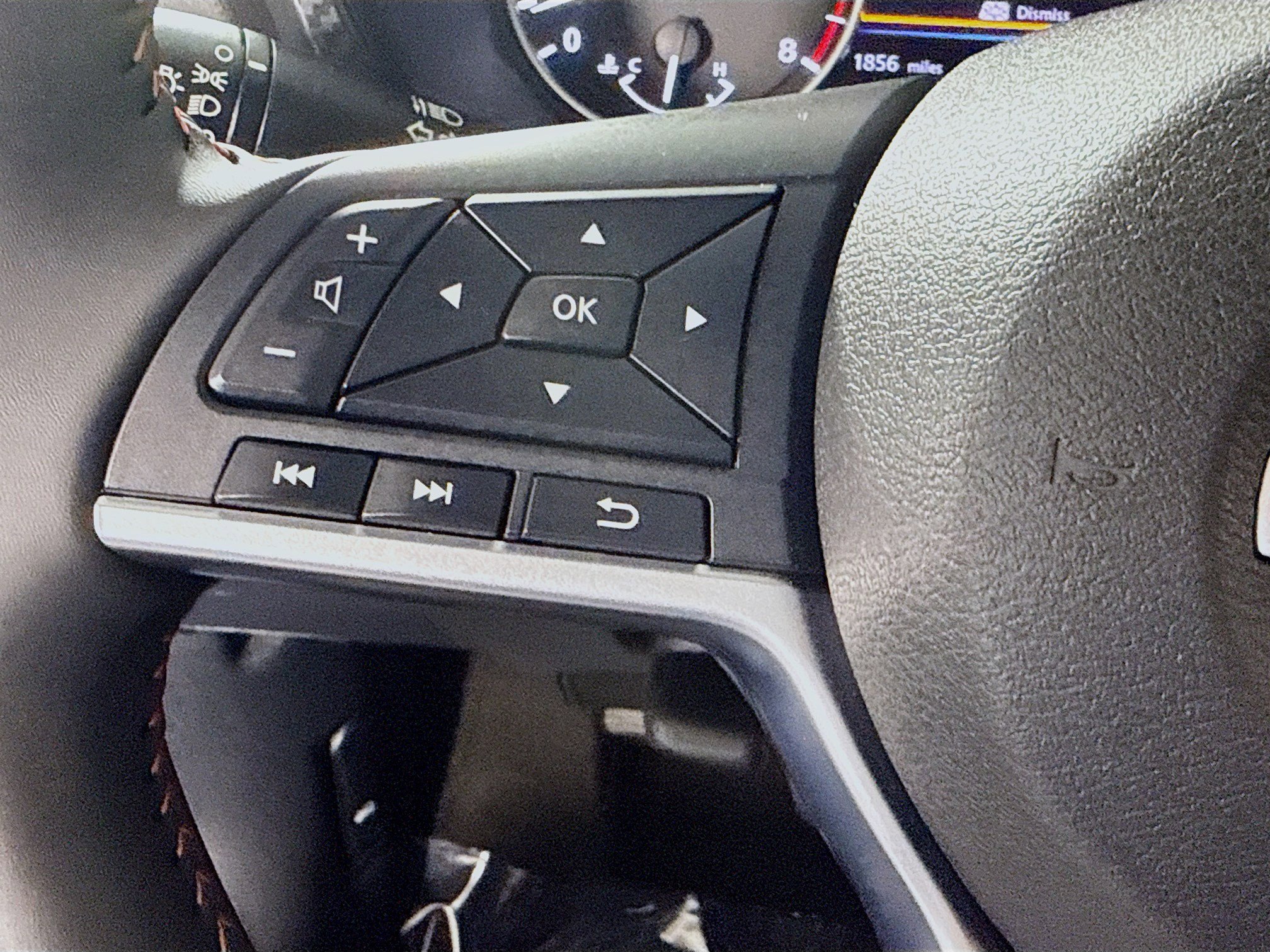 Used 2025 Nissan Sentra SR image 14