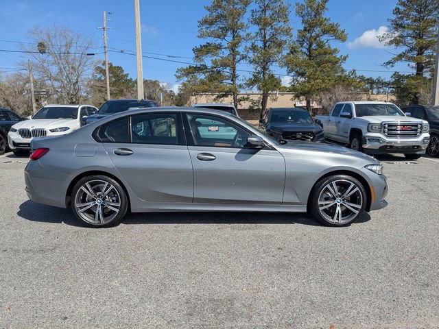 Used 2023 BMW 330i Sedan w/ Premium Package image 4