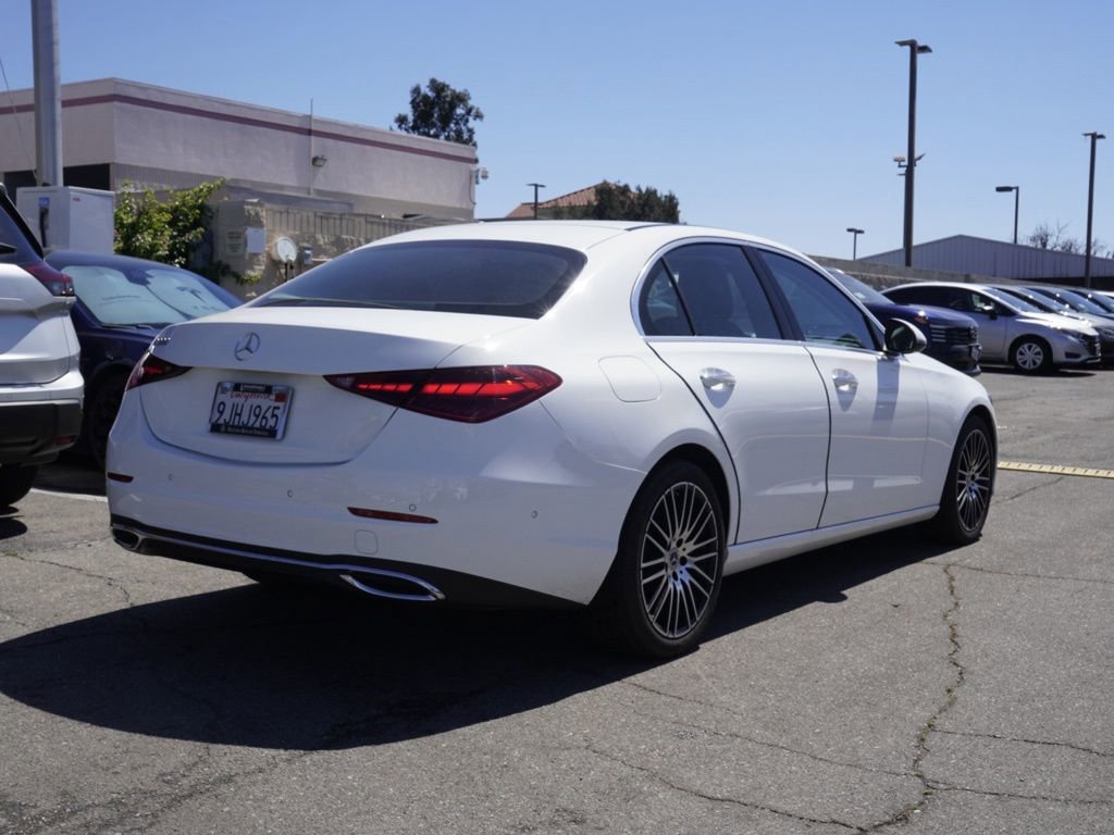 Used 2023 Mercedes-Benz C 300 Sedan image 4
