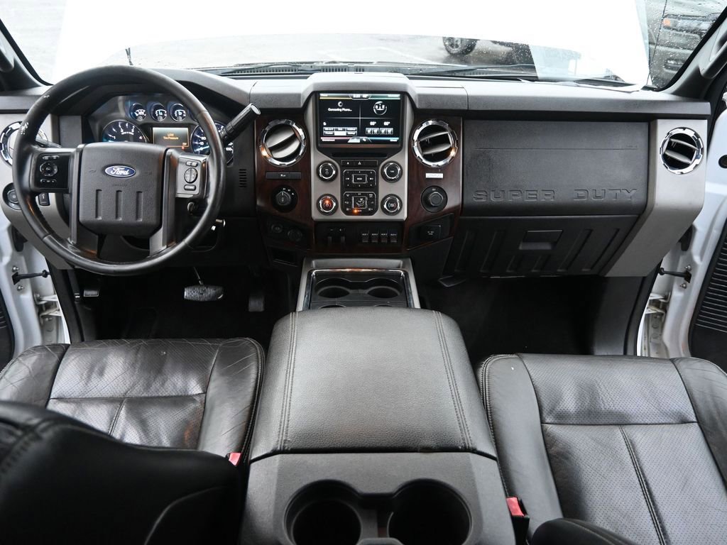 Used 2015 Ford F350 Lariat w/ Lariat Interior Package image 23