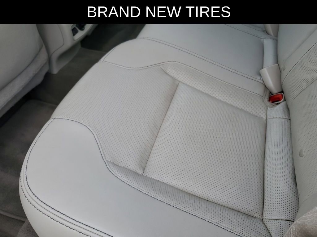 Used 2011 Ford Taurus Limited w/ 301A Rapid Spec Order Code image 11