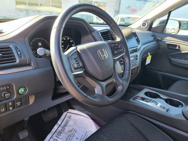 Certified 2025 Honda Ridgeline Sport image 9