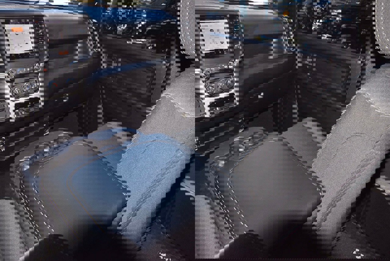 Used 2024 RAM 3500 Tradesman w/ Chrome Appearance Group image 17